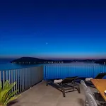Luxury Seafront Roots With Private, Heated Pool, 5 En-suite Bedrooms, Enchanting Sea Views